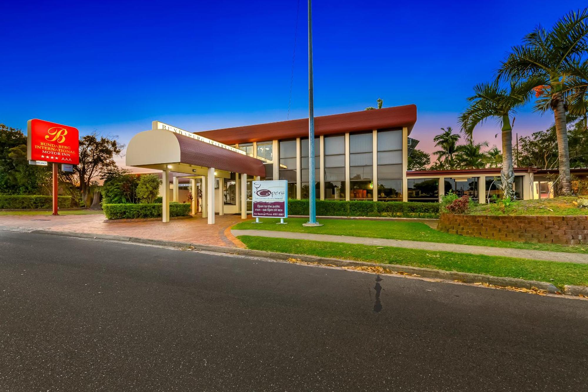 Bundaberg International Motor Inn Extérieur photo