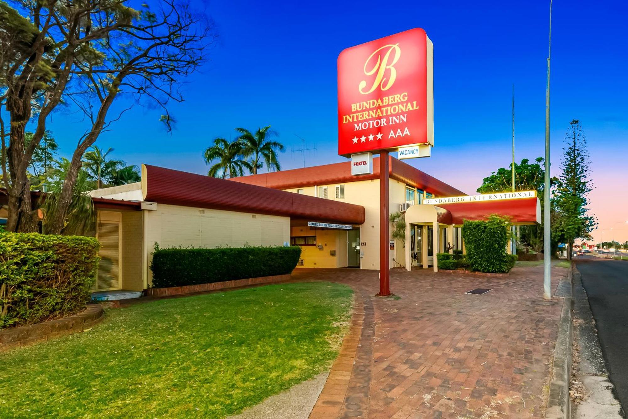 Bundaberg International Motor Inn Extérieur photo